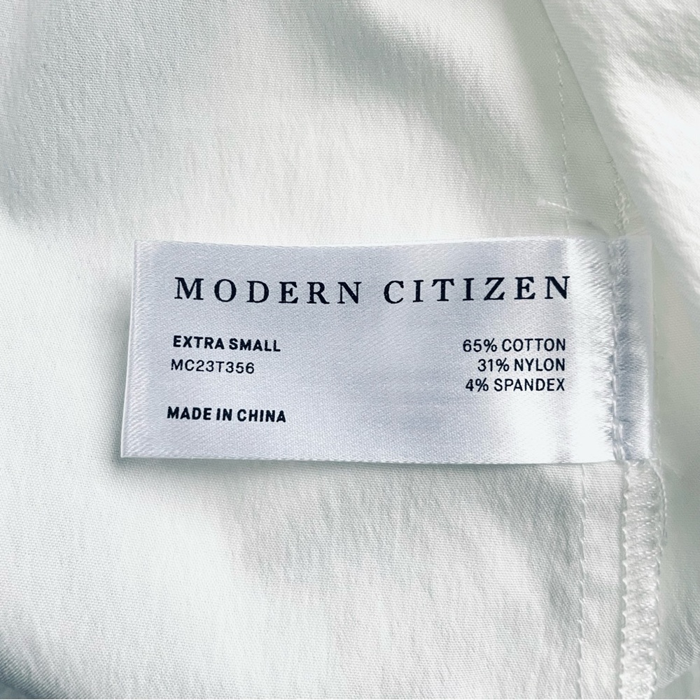 Modern Citizen “Chiyo” Side Button Short Sleeve Zip-Back Blouse Top White XS EUC - Picture 11 of 16